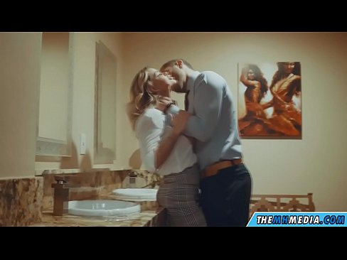❤️ Том биетэй шаргал үст таныг нийтийн бие засах газар уруу татах үед Занхайнууд манайд ❌❤